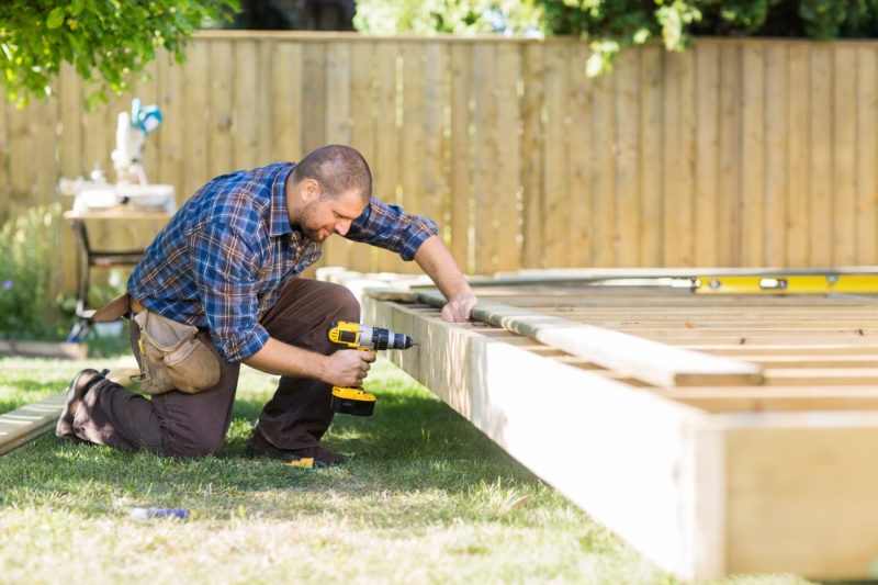 What to Consider When Choosing a Deck Builder